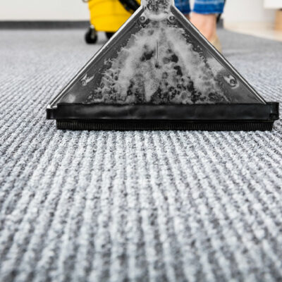 Top 8 carpet cleaning hacks from experts to consider