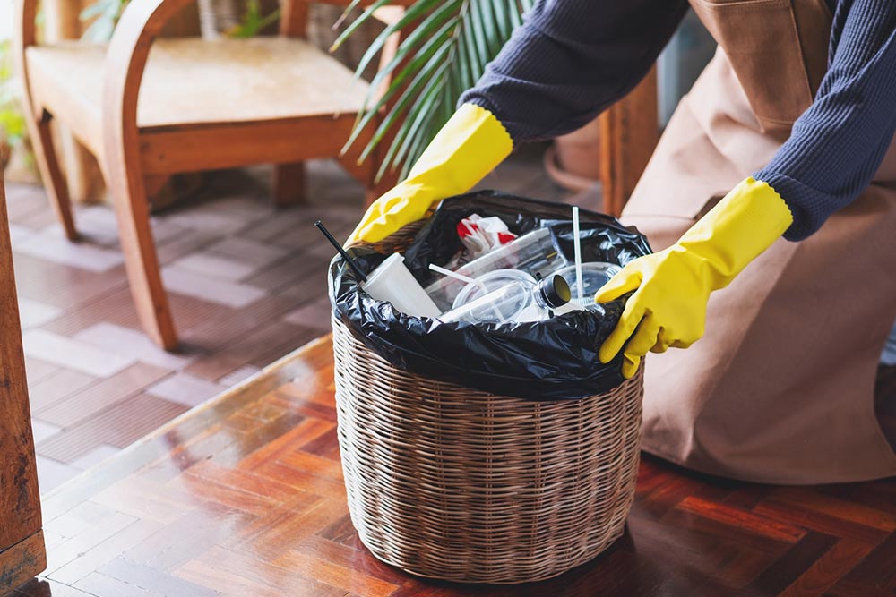 9 common mistakes to avoid while using trash bags at home